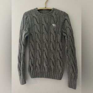 Abercrombie & Fitch Gray Cable Knit Crewneck Sweater Warm Cozy Size Medium